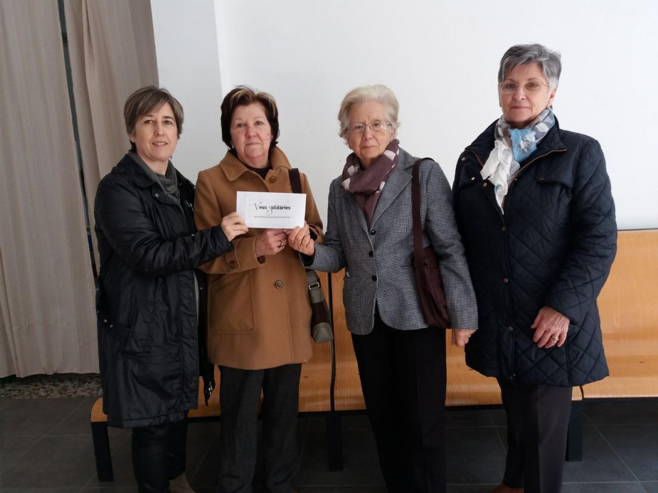 El Cor Scherzo lliura el donatiu del concert "Veus Solidàries"